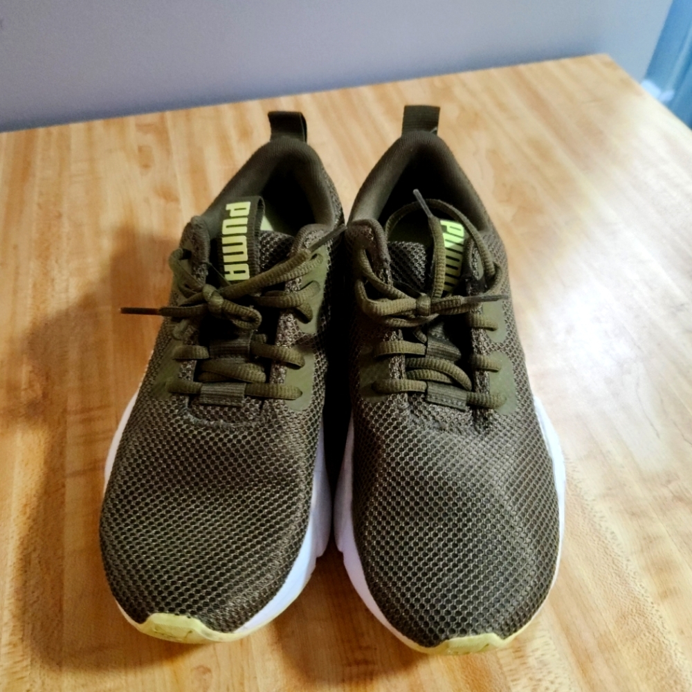 Puma green camo running shoea
